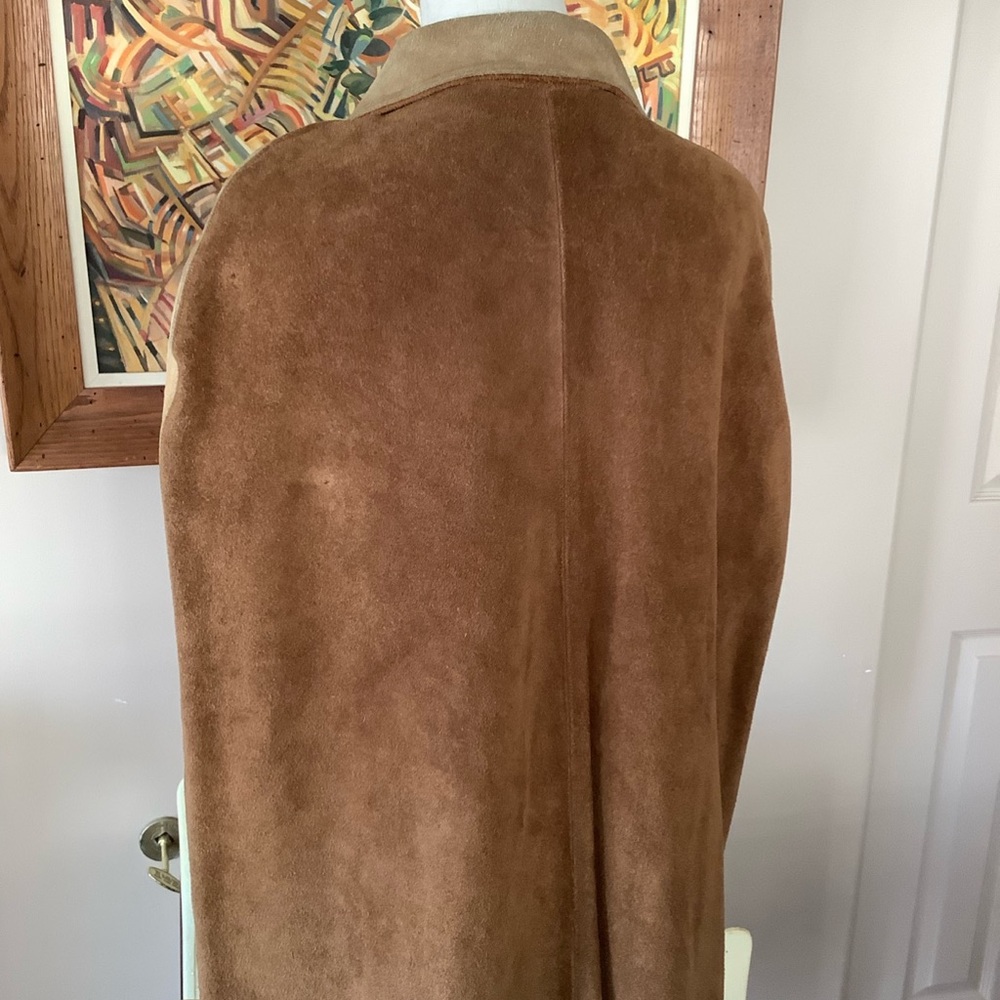 Vintage Suede Cape Woodstock Vibes 🌺 on Trend 🔥 - Picture 5 of 7